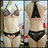 conjunto renda preta com onça tamanho m